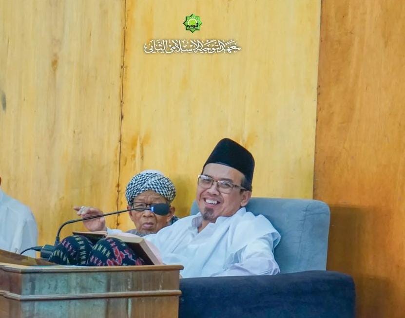 “Menggali Makna Sujud dalam Ibadah: Kajian Kitab Khozinatul Asror Rutinan Ahad Pon”