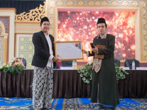 Ilmu Aqidah dan Bahasa Arab: Jalan Panjang Mu’rijul Raih Gelar Mumtaz di Wisuda Perdana Ma’had Aly Andalusia