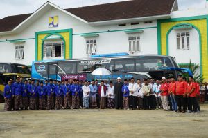 Upacara Pemberangkatan Ziarah Walisongo Pondok Pesantren At-Taujieh Al-Islamy 2 Andalusia