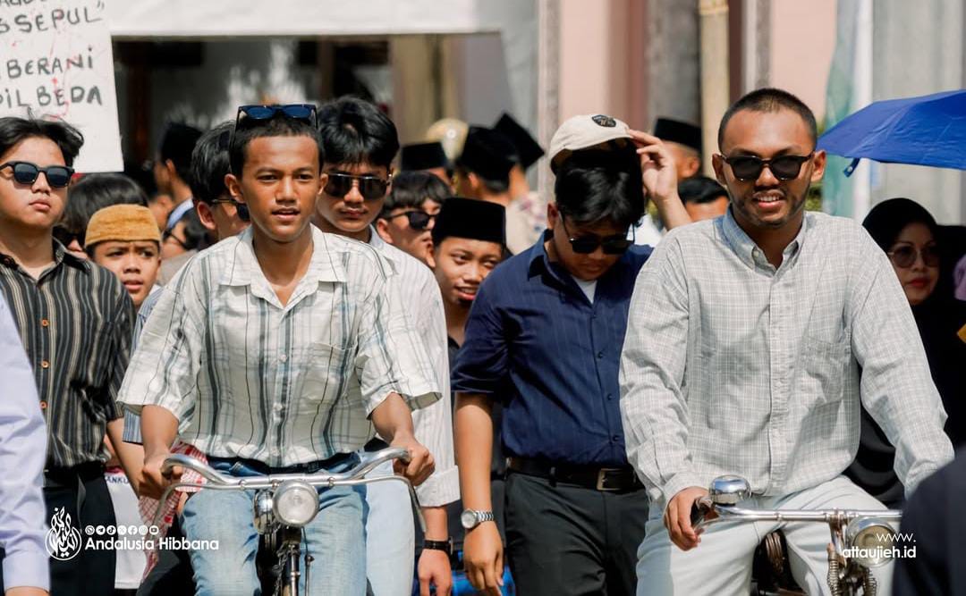 Karnaval Santri Andalusia Meriahkan Desa Randegan, Angkat Tema Kreativitas dan inovatif santri di Era Digital