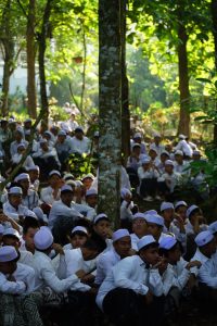 Nyekar : Antara Budaya dan Pembinaan Spiritual