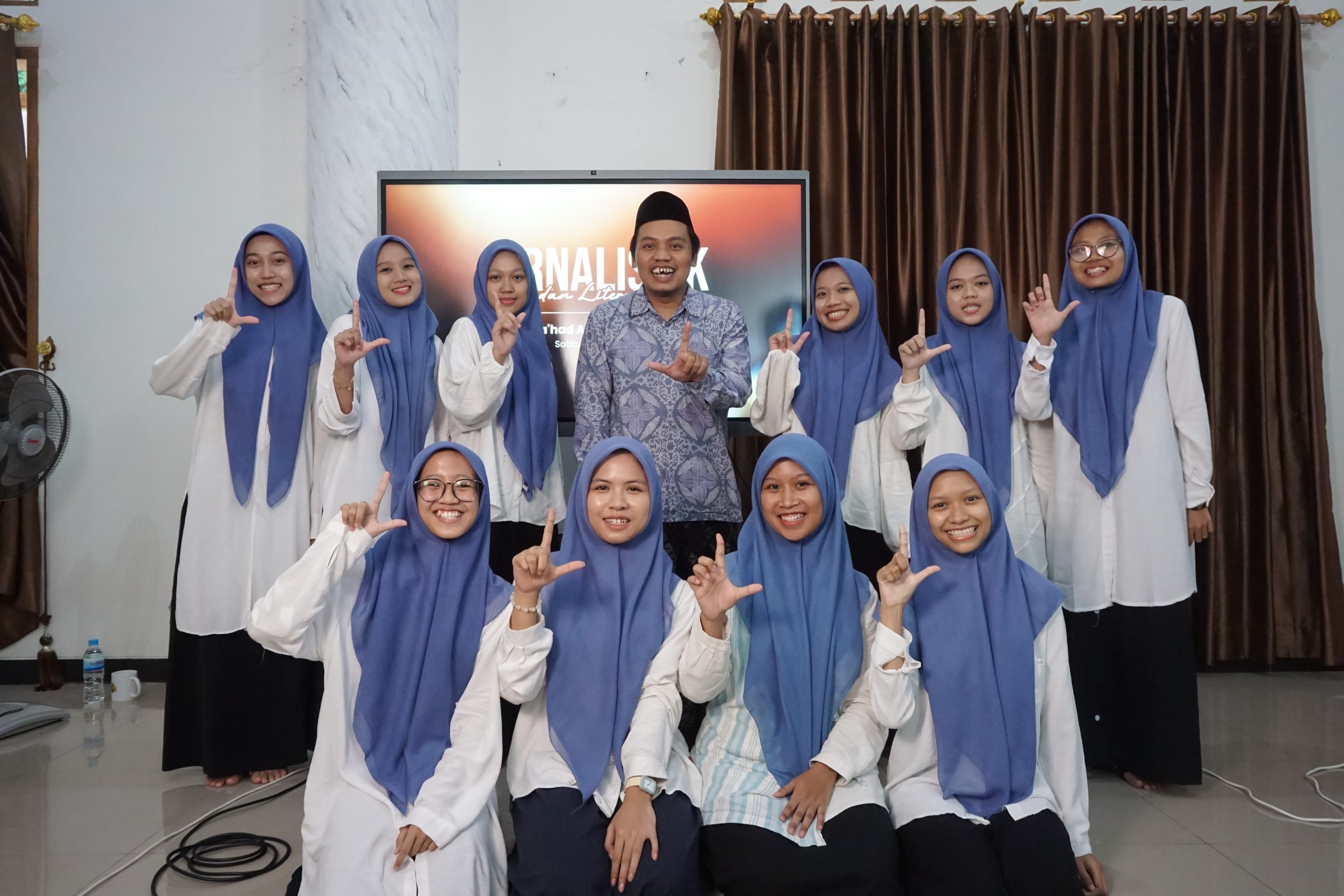 Broadcasting Perdana Media Ma’had Aly Andalusia Angkat Konsep Jurnalistik ala Ferry Irwandi