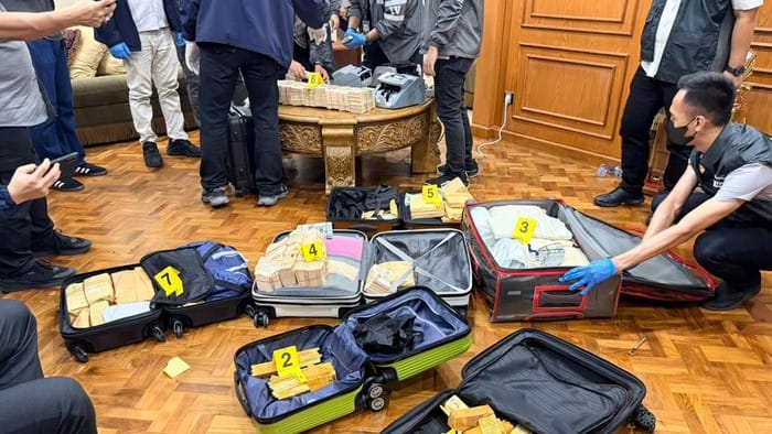 Selamat atas Vonis Anda Hari Ini, Sampai Jumpa di Pengadilan yang Tak Bisa Disuap